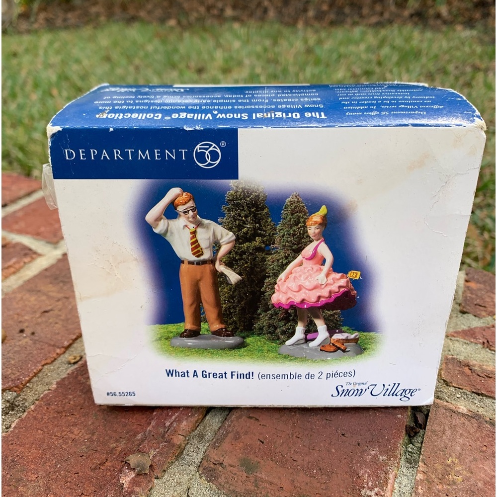 Department 56 “What a great find” from Snow Village series